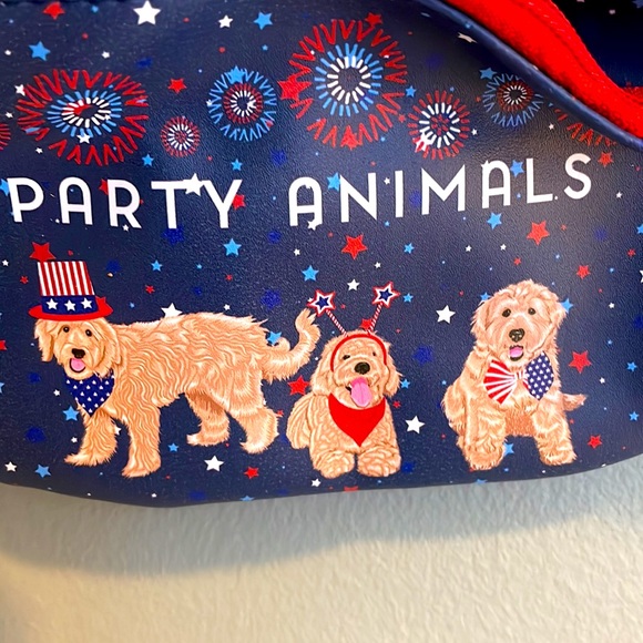 NWT Golden Doodle USA fanny pack - Picture 2 of 4